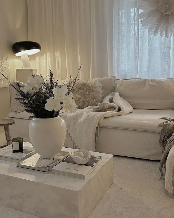 Timeless Elegance_ Classic Living Room Decor Tips